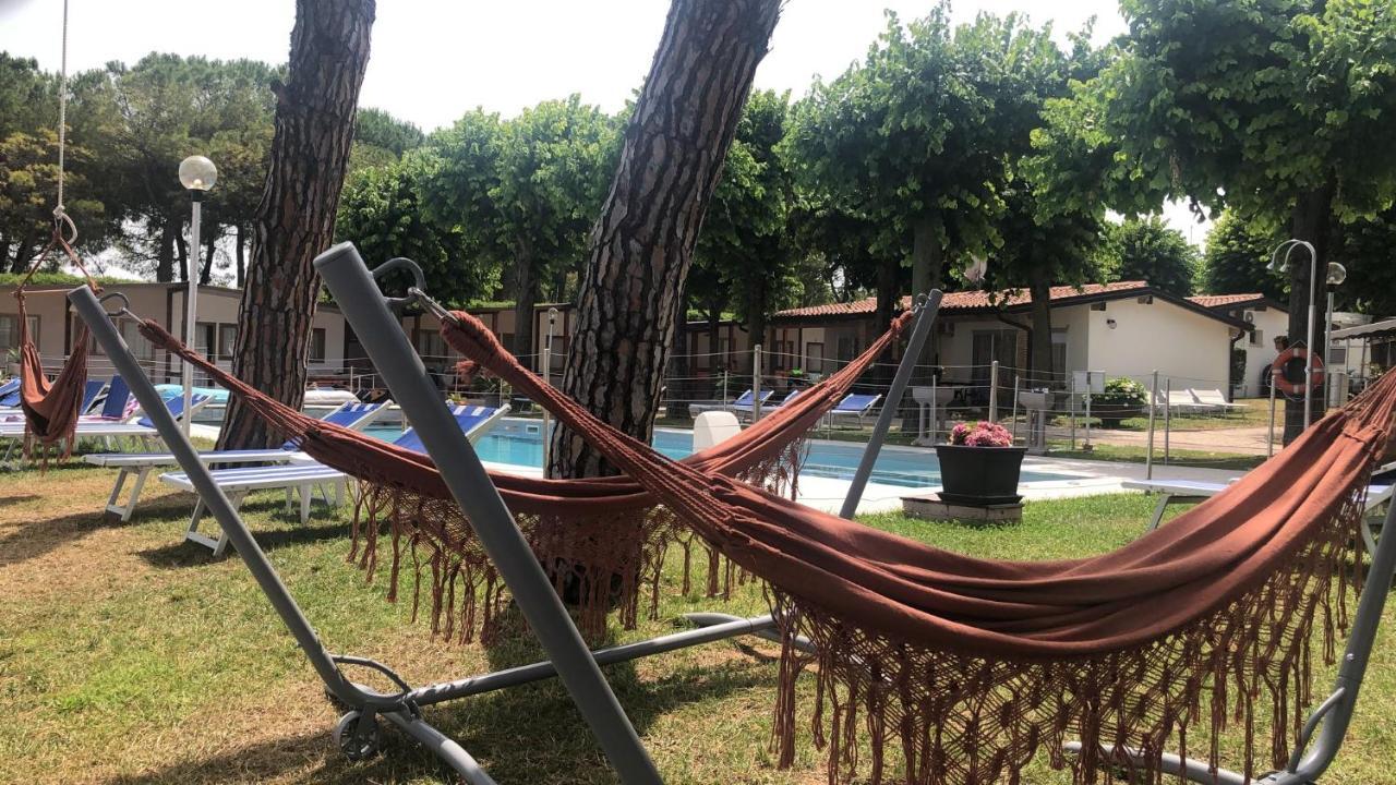 Villaggio Turistico Dei Tigli Padenghe sul Garda Exterior foto